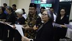 Momen Koalisi Masyarakat Sipil Keluarkan Petisi Tolak RUU TNI