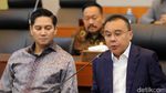 Momen Pimpinan DPR Tegaskan RUU TNI Cuma Bahas 3 Pasal Momen Pimpinan DPR Tegaskan RUU TNI Cuma Bahas 3 Pasal