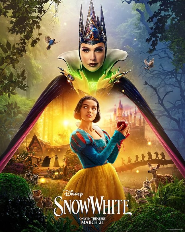 Rachel Zegler adalah aktris keturunan Kolombia-Polandia, yang menjadikannya Snow White pertama dari etnis Latina. Pemilihan ini menuai pro-kontra, karena karakter asli dalam dongeng Disney berkulit putih dengan rambut hitam pekat. Beberapa penggemar menyambut keberagaman ini, sementara yang lain mempertanyakan keputusan Disney dalam mengubah representasi karakter klasik. Foto: Instagram/@rachelzegler