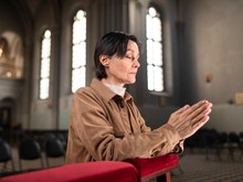 Renungan Harian Katolik 7 April 2026 dan Bacaan Hari Ini: Kaum Perempuan