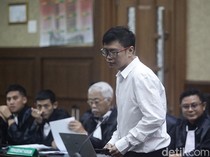 Ronald Blak-blakan Hubungan dengan Dini Hanya Friends With Benefit