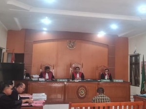 3 Terdakwa Pembakar Rumah Wartawan Karo Dituntut Hukuman Mati