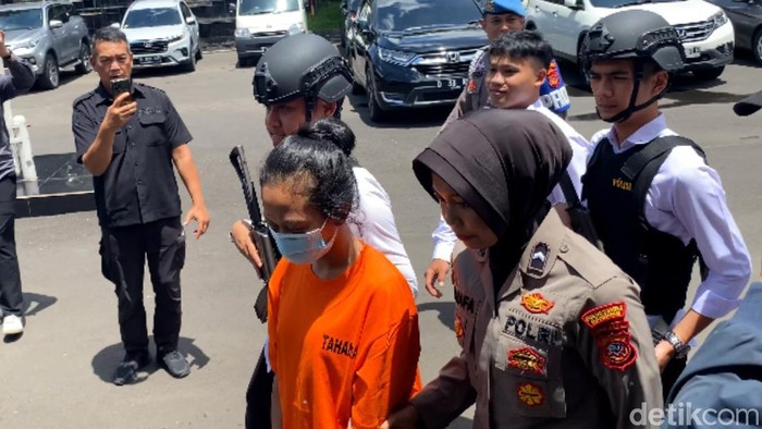 Tampang bunga, pembunuh gadis Ciamis di Bandung.