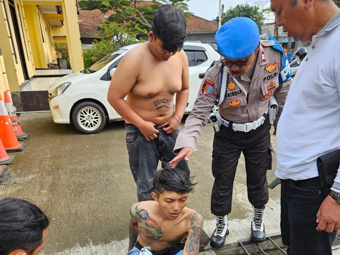 Tampang pemalak pedagang Alun-alun Majalaya, Kabupaten Bandung.