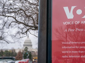 PHK Massal Dimulai di Voice of America