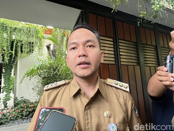 Wali Kota Solo, Respati Ardi, temui Jokowi di rumahnya, Senin (17/3/2025).