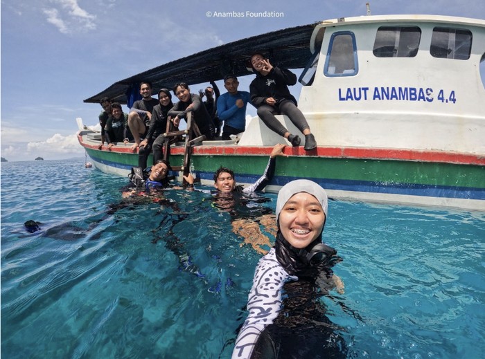 10 Kaum Muda Inspiratif Ini Bergerak Nyata Hadapi Krisis Iklim