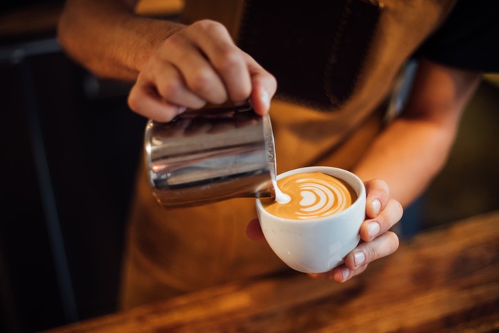 Barista Tebak Karakter Pelanggan Lewat 5 Menu Kopi Pesanannya