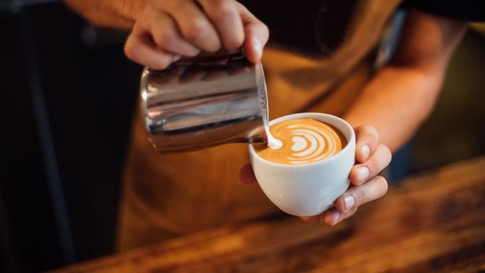 Barista Tebak Karakter Pelanggan Lewat 5 Menu Kopi Pesanannya