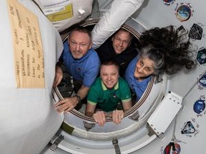 Siapa Astronaut yang Menghabiskan Waktu Terlama di Luar Angkasa?