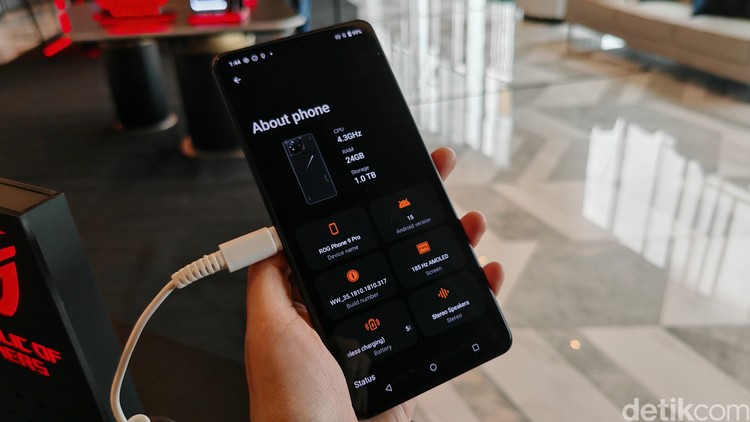 Asus ROG Phone 9 series Asus ROG Phone 9 series