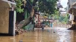 Potret Banjir Menyergap Cawang dan Pejaten Imbas Ciliwung Meluap