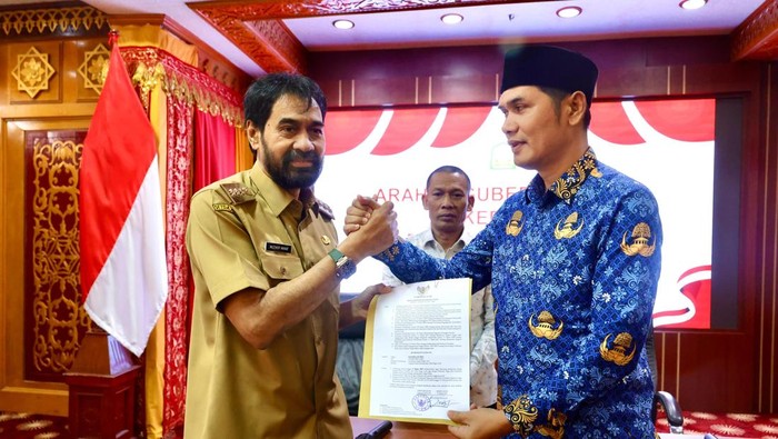Gubernur Aceh Muzakir Manaf menunjuk Muhammad Nasir sebagai Plt Sekda (Foto: Istimewa)