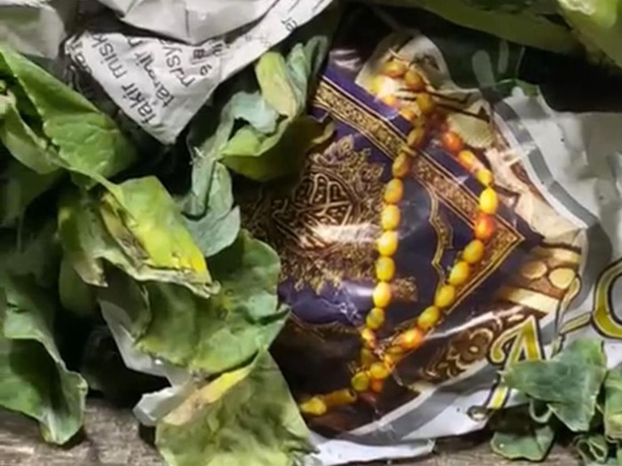 Heboh video lembaran Al-Quran jadi pembungkus sayuran di Bajar