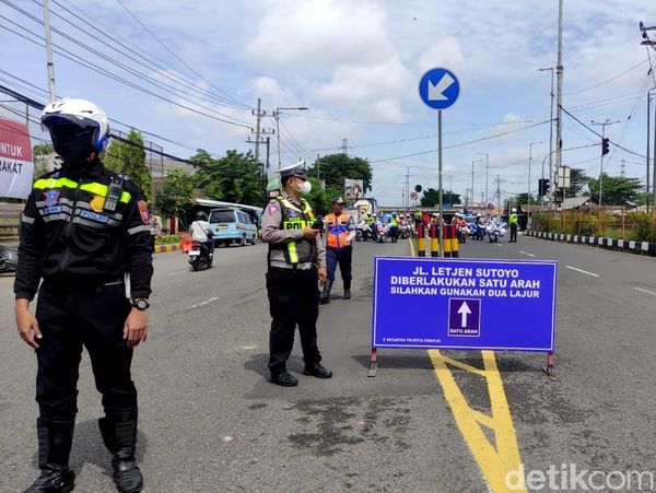 Uji Coba One Way Jalan Letjen Sutoyo Waru