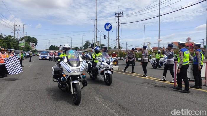 Jalur Medaeng-Flyover Waru One Way! Uji Coba Dimulai Hari Ini Jalur Medaeng-Flyover Waru One Way! Uji Coba Dimulai Hari Ini