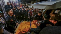 Sebanyak tiga anggota Polri yaitu Kapolsek Negara Batin Way Kanan Iptu Lusiyanto, Bripka Petrus Apriyanto dan Bripda M Ghalib Surya Nanta tewas ditembak oknum anggota TNI saat menggerebek judi sabung ayam di Kampung Karang Manik, Kecamatan Negara Batin, Kabupaten Way Kanan, Lampung.  