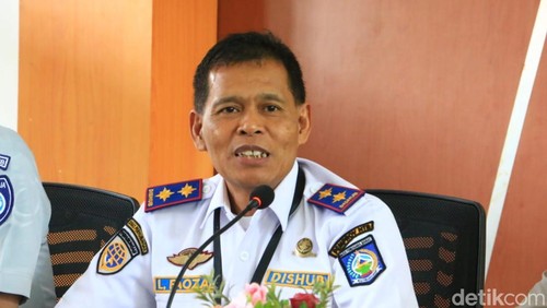 Kepala Dinas Perhubungan NTB Lalu Mohamad Faozal saat diwawancarai di kantornya, Selasa (18/3/2025).