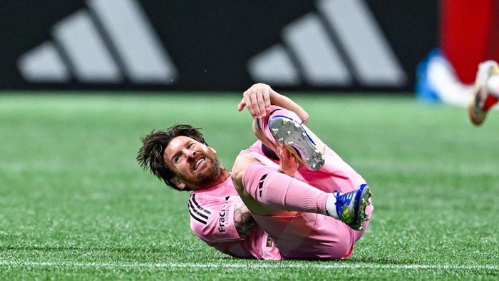 ATLANTA, GA  MARCH 16:  Lionel Messi #10 of Inter Miami reacts after getting fouled during the MLS match between Inter Miami CF and Atlanta United FC on March 16th, 2025 at Mercedes-Benz Stadium in Atlanta, GA.  (Photo by Rich von Biberstein/Icon Sportswire via Getty Images)