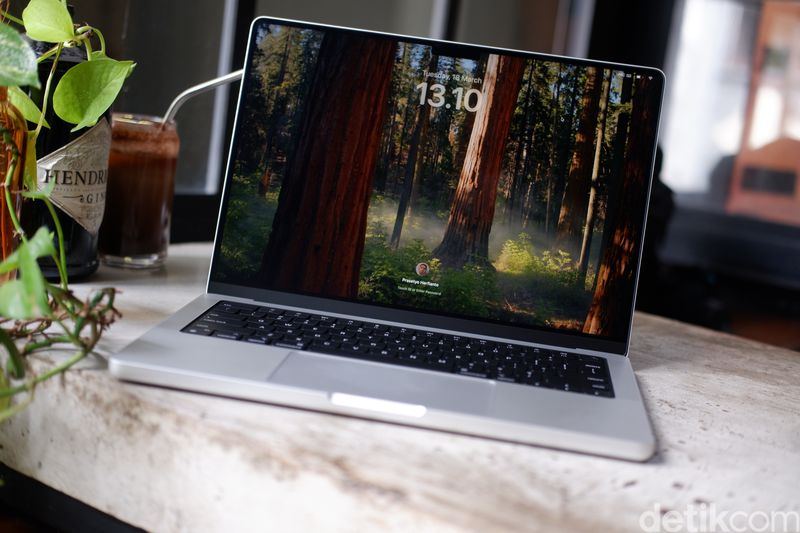 MacBook Pro M4