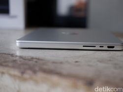 Unboxing MacBook Pro M4, Laptop Gahar Harga Mulai Rp 27 Jutaan