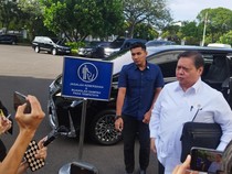 Airlangga Mau Tinjau Ulang Aturan Penghentian Perdagangan Saham Sementara