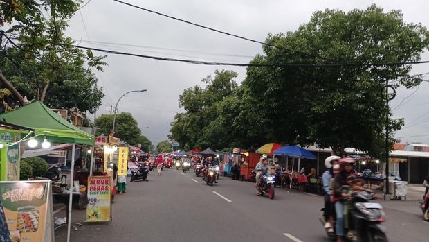 Pasar takjil Kota Pasuruan