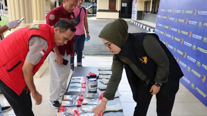 Pengedar tramadol dan hexymer di Merangin, Jambi, diamankan polisi