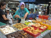 Jualan Menu Unik hingga Raup Cuan Gede Selama Ramadan