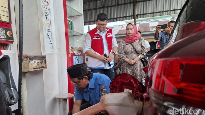 Pertamina Parta Niaga bersama Dinas ESDM Riau sidak BBM di SPBU. (Raja Adil Siregar/detikSumut)