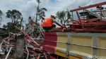 Potret Tower BTS 30 Meter Ambruk Diterjang Angin Puting Beliung