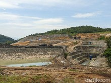 Bendungan Bagong Trenggalek Berpotensi Jadi PLTS Terapung 18 MW