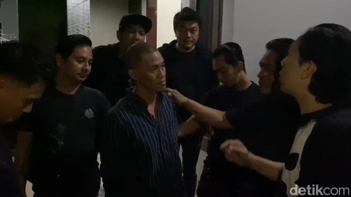 Resmob Polda Sulsel menangkap pelaku penikaman di Sinjai saat kabur ke Gowa.