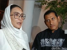 Mat Solar Meninggal, Rieke Diah Pitaloka Bakal Tuntaskan Janjinya Mat Solar Meninggal, Rieke Diah Pitaloka Bakal Tuntaskan Janjinya