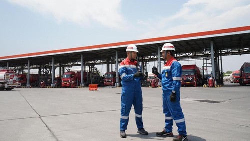 Suasana di depo Pertamina di Mataram, NTB.