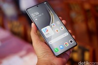 Tecno Camon 40