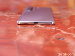 Wujud Camon 40 4G, HP Tecno Baru Harga Rp 2 Jutaan