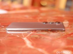 Wujud Camon 40 4G, HP Tecno Baru Harga Rp 2 Jutaan