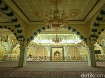 Wah.. Ada Masjid Mewah di SPBU Kalimalang Bekasi