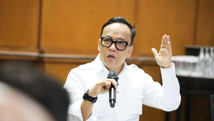 Wakil Menteri Ketenagakerjaan Immanuel Ebenezer Gerungan (Noel)
