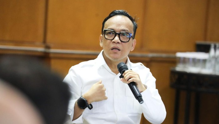 Wakil Menteri Ketenagakerjaan Immanuel Ebenezer Gerungan (Noel)