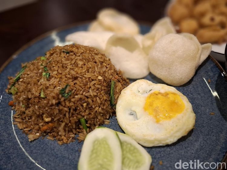 Kafe Halal yang Buka 24 Jam Ini Pas untuk Buka Puasa Bersama