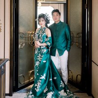 Jessica Jane dan Erwin Phang baru saja menggelar acara sangjit jelang pernikahan. Foto-foto pemotretan di acara tersebut baru diunggah Jane ke Instagramnya pada Selasa (18/3/25). Foto: Inatagram/@jessicajane99