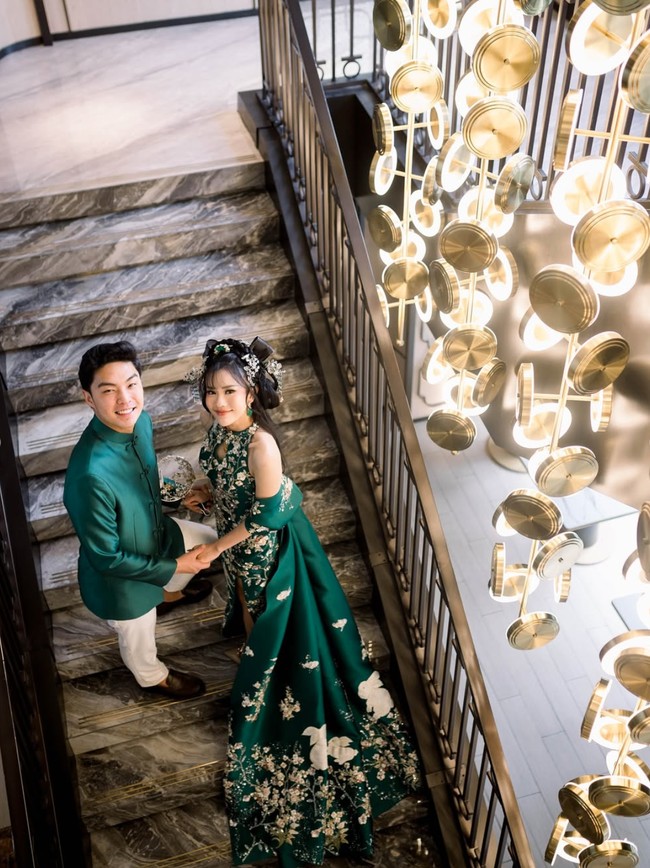 Kembali curi perhatian, penampilan Jessica dan Erwin bak pasangan di drama Cina. Sama-sama berparas rupawan, keduanya tampil begitu memukau. Foto: Inatagram/@jessicajane99