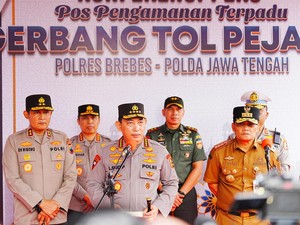 Kapolri Tinjau Pos Terpadu Pejagan, Pastikan Kesiapan-Konektivitas Jalur Mudik