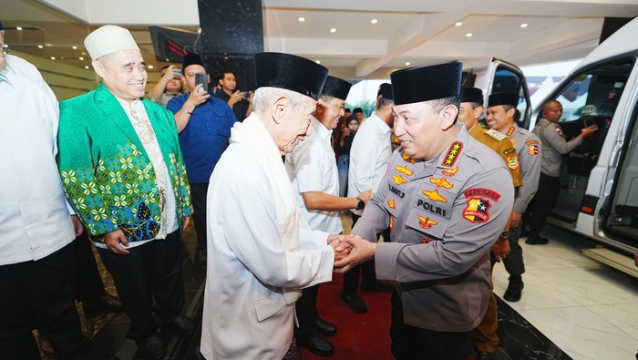 Kapolri melaksanakan Safari Ramadan di Jateng. (Dok. Polri)