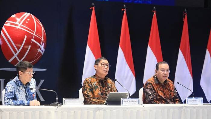 Kepala Eksekutif Pengawas Pasar Modal, Keuangan, Derivatif dan Bursa Karbon OJK Inarno Djajadi