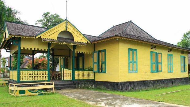 Kerajaan Ismahayana Landak.