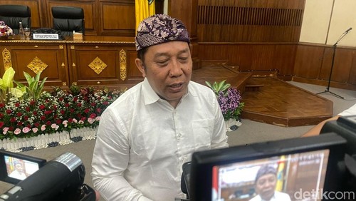 Ketua Komisi Penyiaran Indonesia Daerah (KPID) BaliI Gede Agus Astapa, Rabu (19/3/2025). (Fabiola Dianira)