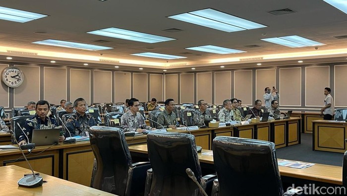 Komisi XIII DPR RI menyepakati dibentuknya panitia kerja (panja) pengawas pengelolaan Pusat Pengelola Komplek (PPK) Gelora Bung Karno (GBK) dan Kemayoran. (Anggi M/detikcom)